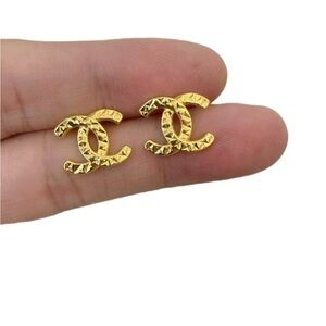Elegant Monogram CC Earrings Goldtone